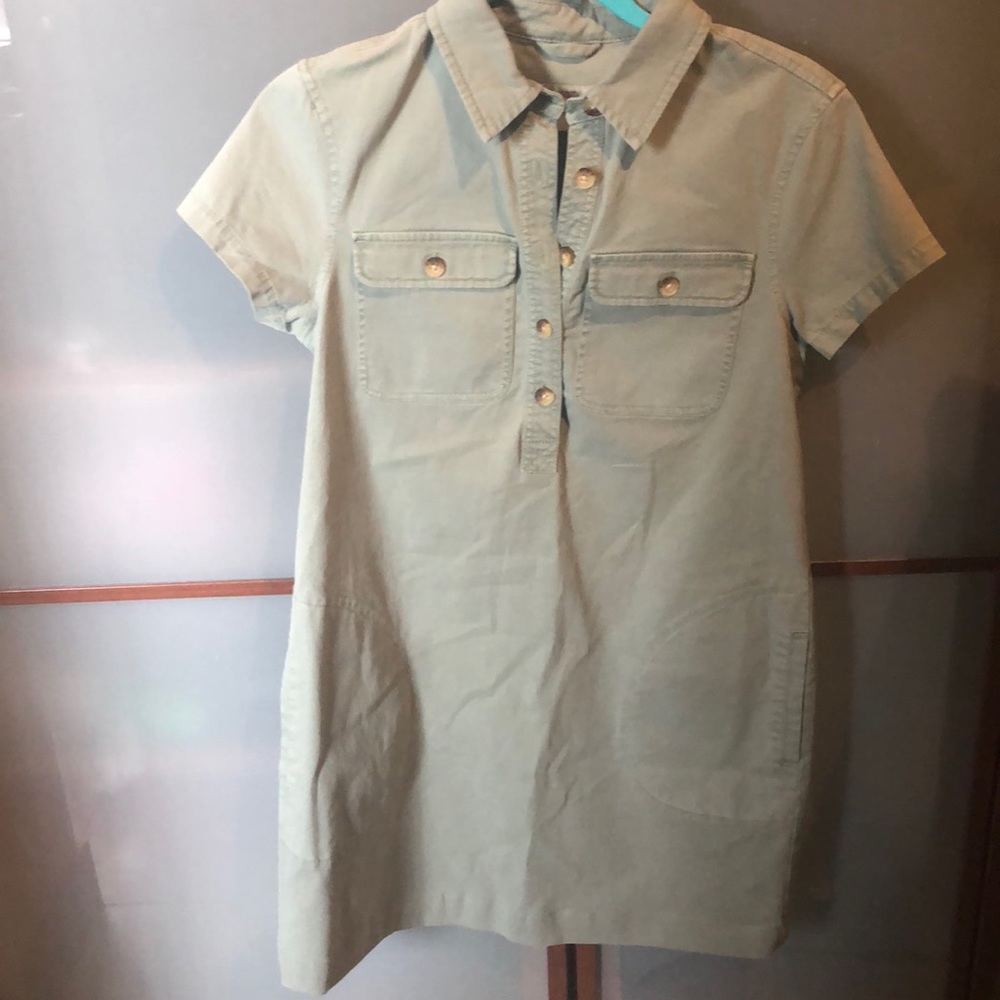 Vineyard Vines green casual dress